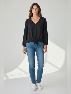 Veronica M Long Sleeve V-Neck Tie Waist Blouse // Navy // Small